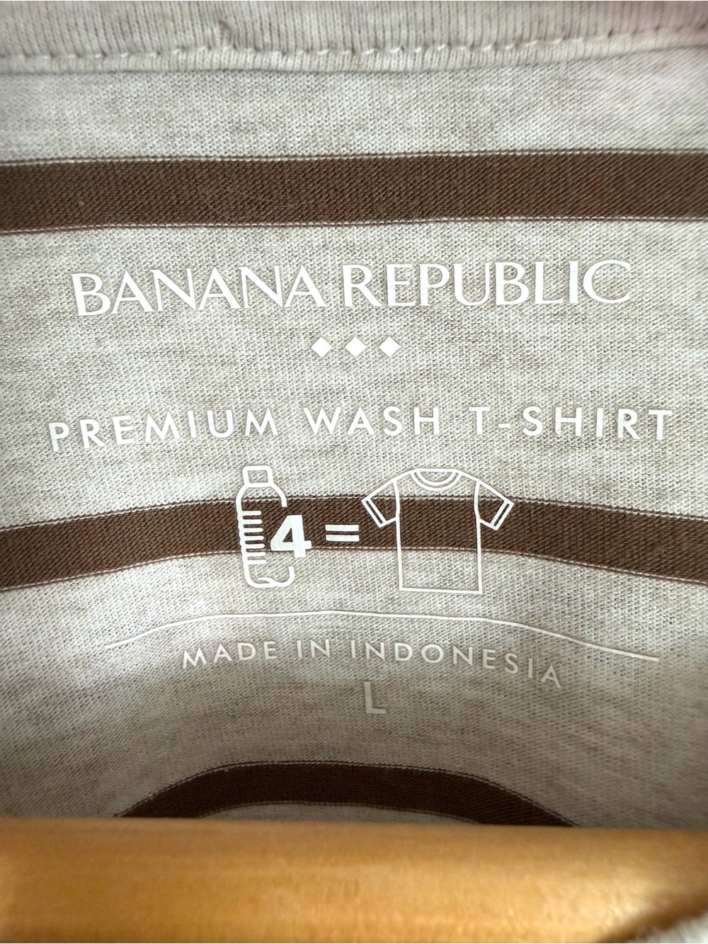 Banana Republic Premium Wash Cream/Brown Striped Short-Sleeve Tee Men’s Large - Picture 4 of 7